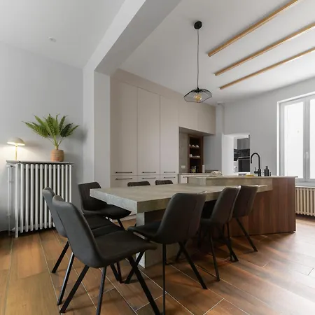 La Maison Dubessay - Grande Maison De Avec Terrasse