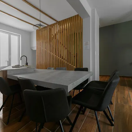 La Maison Dubessay - Grande Maison De Avec Terrasse *